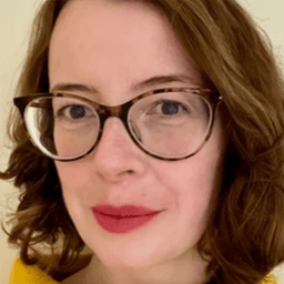 Kathryn Smith headshot