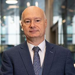Paul Bartholomew headshot